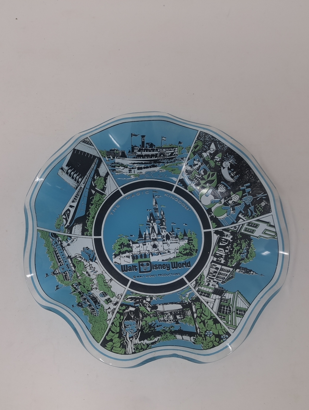 Vintage Walt Disney World Candy Bowl Dish Ruffled 60s 70s - Picture 2 of 5